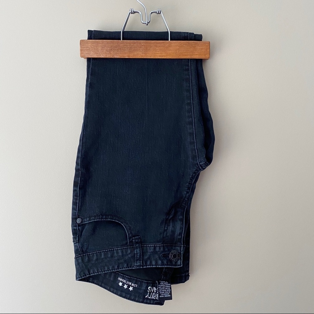 black skinny jeans (3s)